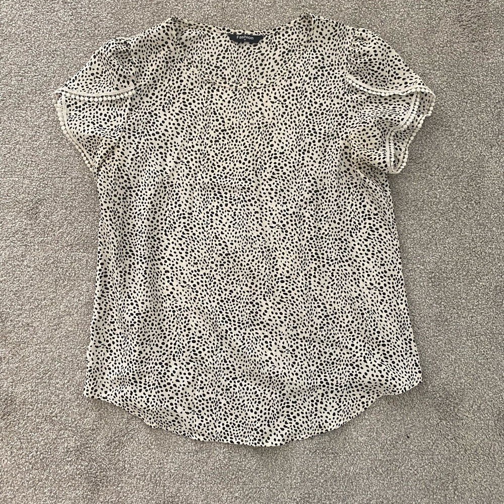 Women's Black and White Polka Dot Top